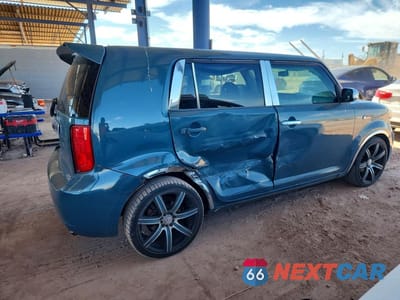 Trzecie zdjęcie samochodu z tyłu: 2008 TOYOTA SCION XB VIN:JTLKE50E581002663 - miniatura