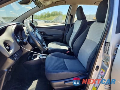 Zdjęcie 7 z 12 samochodu: 2018 TOYOTA YARIS 5-DOOR LE VIN:VNKKTUD3XJA096654 - miniatura