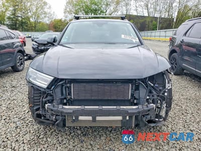 Piąte zdjęcie samochodu w środku: 2020 AUDI Q5 E PREMIUM VIN:WA1G2AFY6L2049279 - miniatura