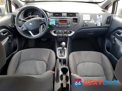 Zdjęcie 8 z 12 samochodu: 2015 KIA RIO LX VIN:KNADM4A35F6457511 - miniatura