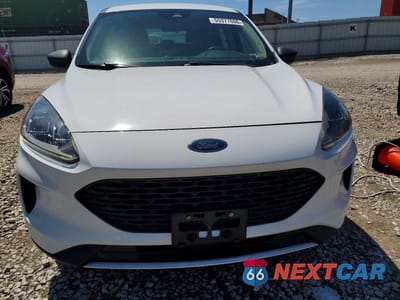 Piąte zdjęcie samochodu w środku: 2020 FORD ESCAPE S VIN:1FMCU0F69LUA21662 - miniatura
