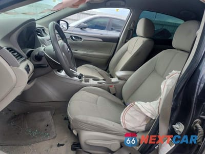 Zdjęcie 7 z 14 samochodu: 2014 NISSAN SENTRA S VIN:3N1AB7AP4EY252241 - miniatura