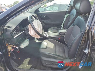 Zdjęcie 7 z 14 samochodu: 2022 KIA NIRO EV EX VIN:KNDCC3LG5N5153482 - miniatura