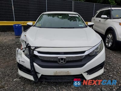 Piąte zdjęcie samochodu w środku: 2016 HONDA CIVIC LX VIN:19XFC2F56GE223242 - miniatura