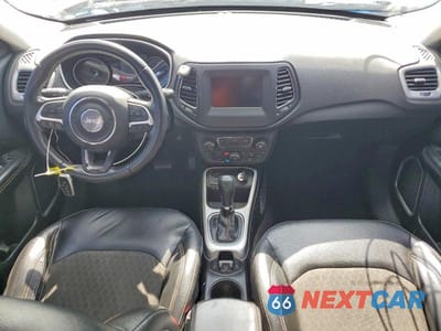 Zdjęcie 8 z 13 samochodu: 2020 JEEP COMPASS LATITUDE VIN:3C4NJCBB2LT198994 - miniatura