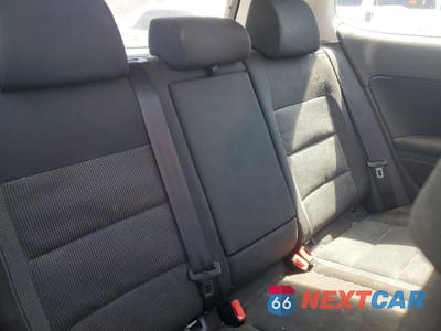 Zdjęcie 10 z 12 samochodu: 2012 VOLKSWAGEN GOLF VIN:WVWBB7AJXCW139167 - miniatura