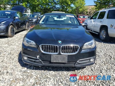 Piąte zdjęcie samochodu w środku: 2015 BMW 528 XI VIN:WBA5A7C53FD620830 - miniatura