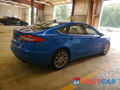 Trzecie zdjęcie samochodu z tyłu: 2020 FORD FUSION SE VIN:3FA6P0HD5LR225568 - miniatura