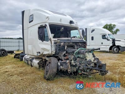2016 VOLVO VNL SEMI TRUCK 4V4NC9EH8GN953752 - główne zdjęcie licytacji z USA - miniatura