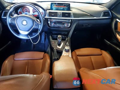 Zdjęcie 8 z 12 samochodu: 2017 BMW 330 XI VIN:WBA8D9G54HNT91291 - miniatura
