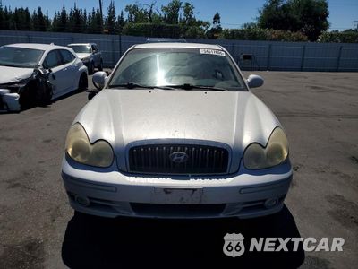 Piąte zdjęcie samochodu w środku: 2003 HYUNDAI SONATA GL VIN:KMHWF25H53A829708 - miniatura