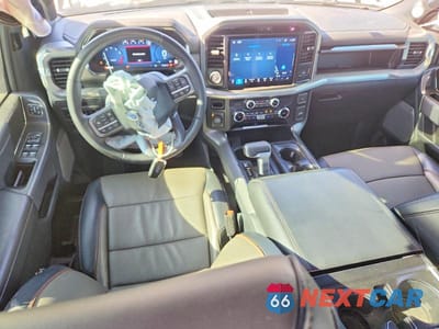 Zdjęcie 8 z 13 samochodu: 2025 FORD F150 LARIAT VIN:1FTFW5L53SFA82450 - miniatura