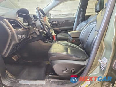 Zdjęcie 7 z 13 samochodu: 2021 JEEP CHEROKEE LIMITED VIN:1C4PJMDX7MD174446 - miniatura