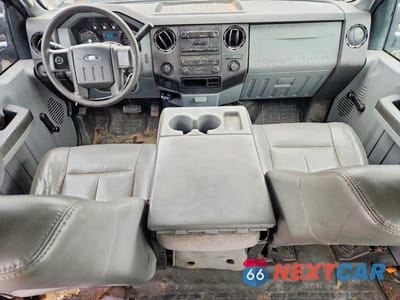 Zdjęcie 8 z 12 samochodu: 2012 FORD F350 SUPER DUTY VIN:1FT8W3A63CEB88820 - miniatura