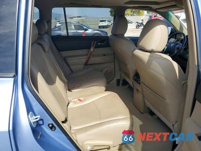 Zdjęcie 11 z 13 samochodu: 2008 TOYOTA HIGHLANDER LIMITED VIN:JTEDS42A582008812 - miniatura