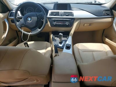 Zdjęcie 8 z 12 samochodu: 2012 BMW 328 I VIN:WBA3A5C50CF349138 - miniatura