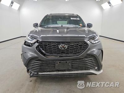 Piąte zdjęcie samochodu w środku: 2022 TOYOTA HIGHLANDER XSE VIN:5TDJZRBH9NS246132 - miniatura
