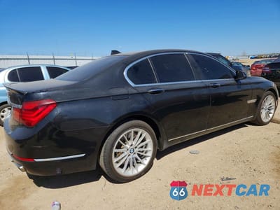 Trzecie zdjęcie samochodu z tyłu: 2013 BMW 750 XI VIN:WBAYB6C53DC998363 - miniatura