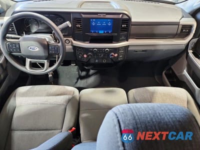 Zdjęcie 8 z 12 samochodu: 2025 FORD F350 SUPER DUTY VIN:1FT8W3BT4SED73428 - miniatura