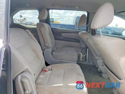 Zdjęcie 11 z 13 samochodu: 2015 HONDA ODYSSEY LX VIN:5FNRL5H20FB116889 - miniatura