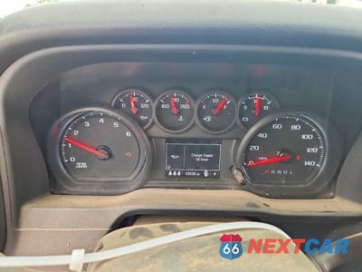 Zdjęcie 9 z 12 samochodu: 2024 CHEVROLET SILVERADO K3500 VIN:2GC4YSE70R1135119 - miniatura