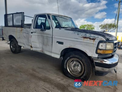 Czwarte zdjęcie samochodu z boku: 1993 FORD F250 VIN:1FTHF25H2PNA30979 - miniatura