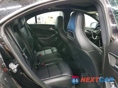Zdjęcie 10 z 12 samochodu: 2019 MERCEDES-BENZ CLA 250 4MATIC VIN:WDDSJ4GB8KN723398 - miniatura