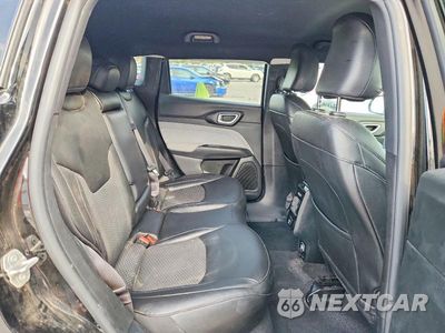 Zdjęcie 11 z 14 samochodu: 2024 JEEP COMPASS LATITUDE VIN:3C4NJDBN0RT154727 - miniatura