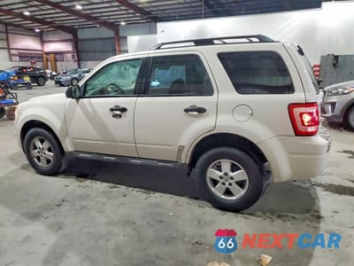 Drugie zdjęcie samochodu z przodu: 2010 FORD ESCAPE XLT VIN:1FMCU0DG9AKC68846 - miniatura