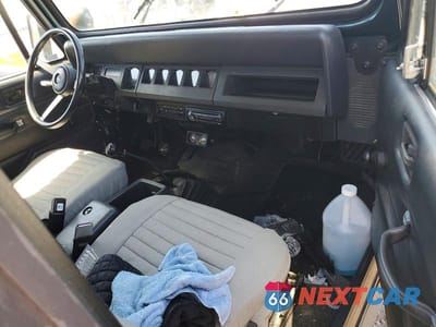 Zdjęcie 8 z 12 samochodu: 1995 JEEP WRANGLER VIN:1J4FY19P5SP266062 - miniatura