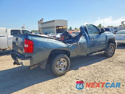 Trzecie zdjęcie samochodu z tyłu: 2013 CHEVROLET SILVERADO C2500 HEAVY DUTY VIN:1GC0CVCG4DF213288 - miniatura