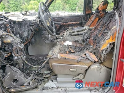 Zdjęcie 7 z 12 samochodu: 2004 CHEVROLET SILVERADO C1500 VIN:1GCEC19ZX4Z192534 - miniatura