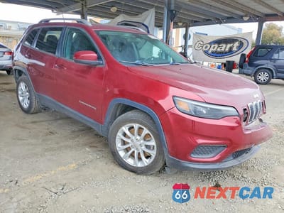 Czwarte zdjęcie samochodu z boku: 2020 JEEP CHEROKEE LATITUDE VIN:1C4PJLCB7LD536371 - miniatura
