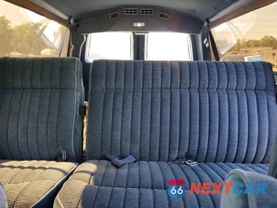 Zdjęcie 10 z 13 samochodu: 1991 CHEVROLET SUBURBAN V2500 VIN:1GNGV26K9MF122743 - miniatura
