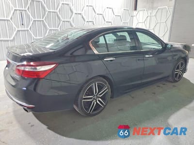 Trzecie zdjęcie samochodu z tyłu: 2017 HONDA ACCORD SPORT VIN:1HGCR2F56HA268334 - miniatura