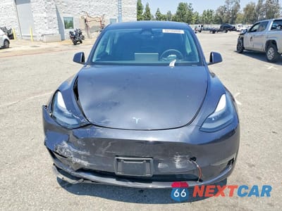 Piąte zdjęcie samochodu w środku: 2024 TESLA MODEL Y VIN:7SAYGDEE5RA245997 - miniatura