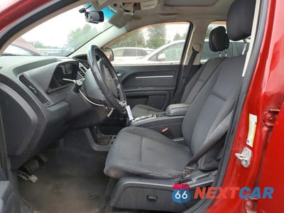 Zdjęcie 7 z 13 samochodu: 2010 DODGE JOURNEY SXT VIN:3D4PH5FV0AT127362 - miniatura