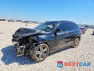 2017 BMW X1 XDRIVE28I WBXHT3C38H5F79776 - główne zdjęcie licytacji z USA - miniatura
