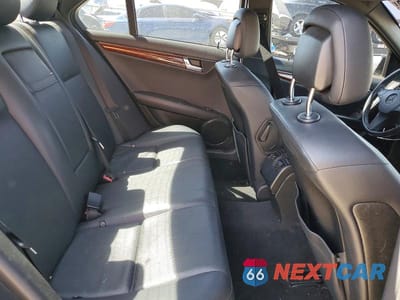 Zdjęcie 10 z 12 samochodu: 2011 MERCEDES-BENZ C 300 VIN:WDDGF5EB1BR137568 - miniatura