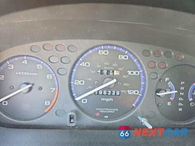 Zdjęcie 9 z 13 samochodu: 2000 HONDA CIVIC EX VIN:1HGEJ8244YL024184 - miniatura