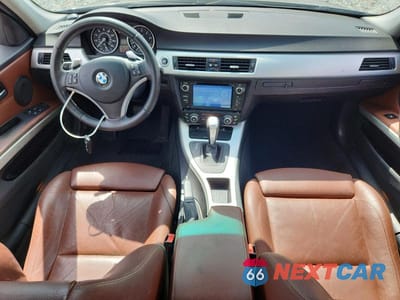 Zdjęcie 8 z 12 samochodu: 2008 BMW 328 XI VIN:WBAVC93598K037876 - miniatura