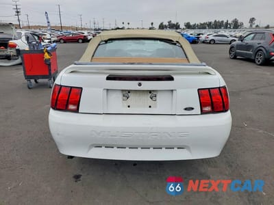 Zdjęcie 6 z 13 samochodu: 1999 FORD MUSTANG VIN:1FAFP4448XF148260 - miniatura