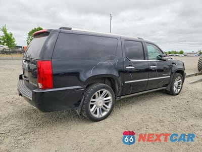 Trzecie zdjęcie samochodu z tyłu: 2014 CADILLAC ESCALADE ESV PLATINUM VIN:1GYS4KEF2ER134737 - miniatura