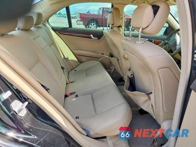 Zdjęcie 10 z 12 samochodu: 2011 MERCEDES-BENZ C 300 VIN:WDDGF5EB7BR158957 - miniatura
