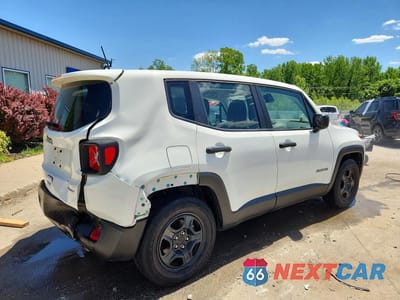 Trzecie zdjęcie samochodu z tyłu: 2021 JEEP RENEGADE SPORT VIN:ZACNJCABXMPM34203 - miniatura