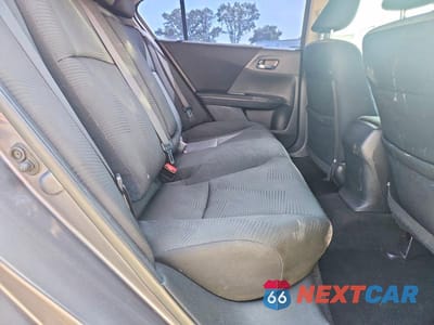 Zdjęcie 10 z 13 samochodu: 2017 HONDA ACCORD LX VIN:1HGCR2F39HA218848 - miniatura