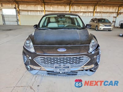 Piąte zdjęcie samochodu w środku: 2020 FORD ESCAPE SE VIN:1FMCU0G67LUC36116 - miniatura