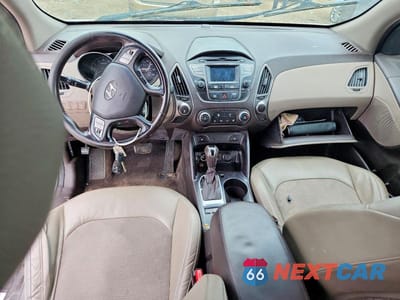 Zdjęcie 8 z 13 samochodu: 2015 HYUNDAI TUCSON SE VIN:KM8JUCAG1FU972709 - miniatura
