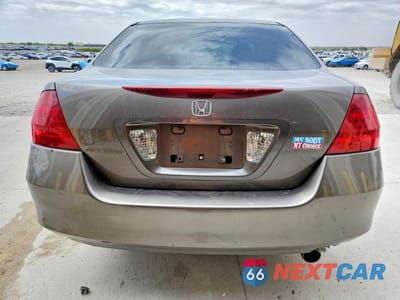 Zdjęcie 6 z 13 samochodu: 2006 HONDA ACCORD EX VIN:1HGCM567X6A167652 - miniatura
