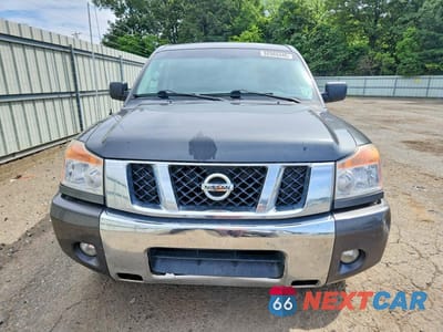 Piąte zdjęcie samochodu w środku: 2012 NISSAN TITAN SV VIN:1N6BA0ED4CN317799 - miniatura
